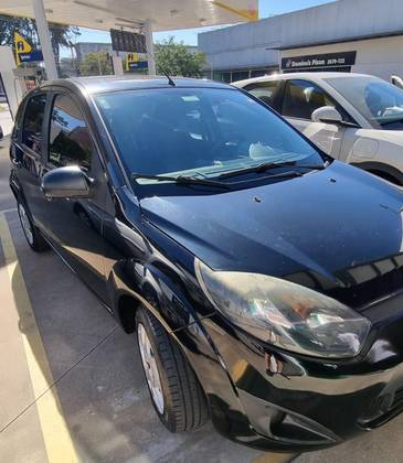 FORD FIESTA 1.6 ROCAM 8V FLEX 4P MANUAL FORD FIESTA 1.6 ROCAM 8V FLEX 4P MANUAL